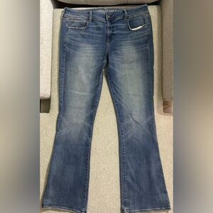 American Eagle Outfitters Kick Boot Faded Wash Jeans 16 Long